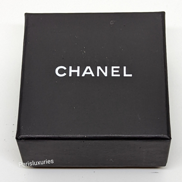 CHANEL Gold Crystal Rhinestone Classic Curvy Earrings - Picture 2 of 8